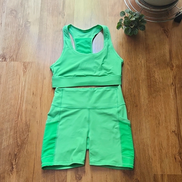 Fabletics Power hold set in size S - Picture 2 of 16